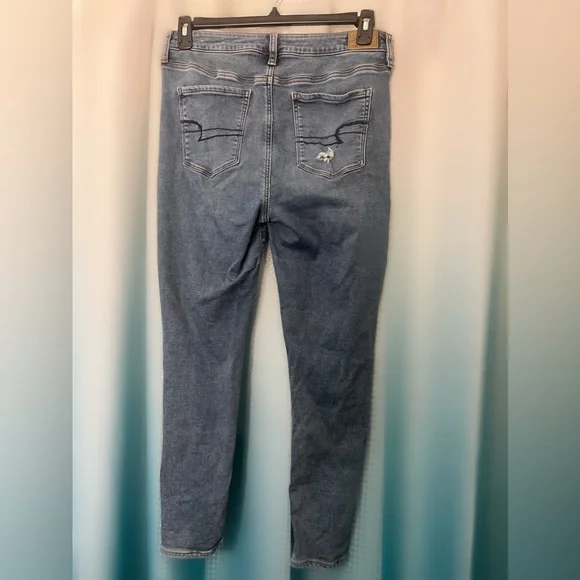 American Eagle “ne(x)t level stretch” ripped skinny jeans. size 14 REGULAR - Picture 2 of 4